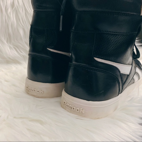 Men’s Reebok high tops - Picture 10 of 11